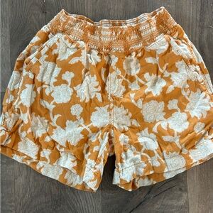 Briggs New York High Waist Floral Shorts - Orange and White